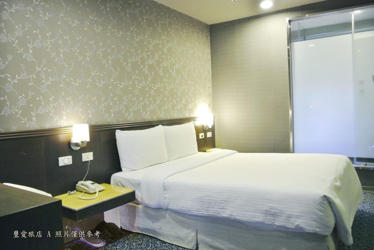 Say Love Hotel Тайбэй Экстерьер фото