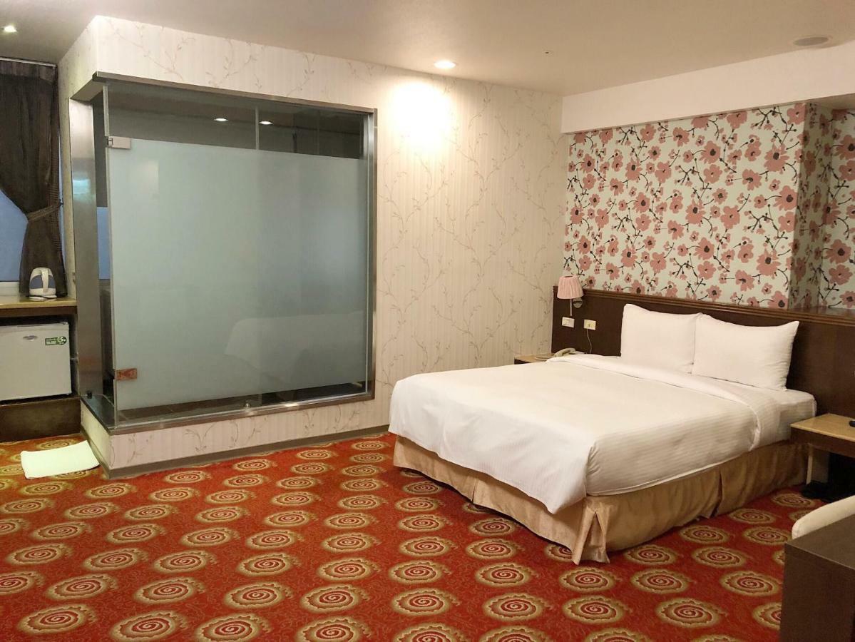 Say Love Hotel Тайбэй Экстерьер фото